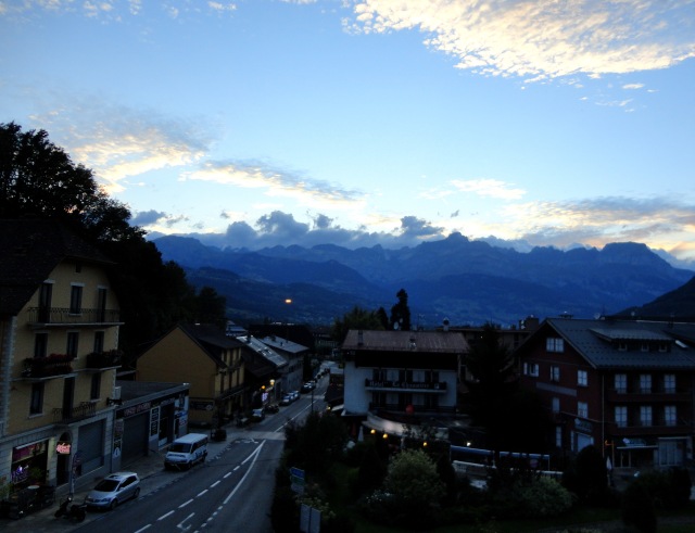 Mont Blanc is in the other direction, but the setting sun lifted my spirits for my adventure ahead. 